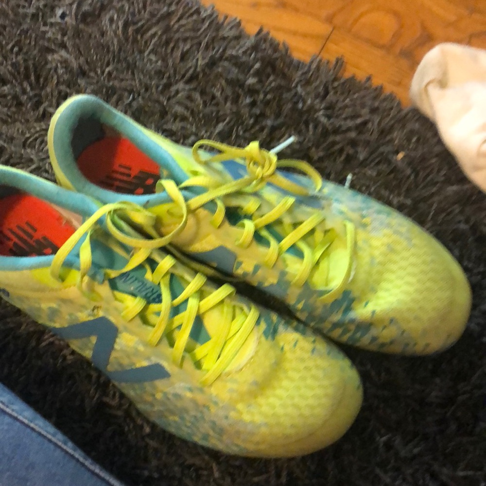 Spikes